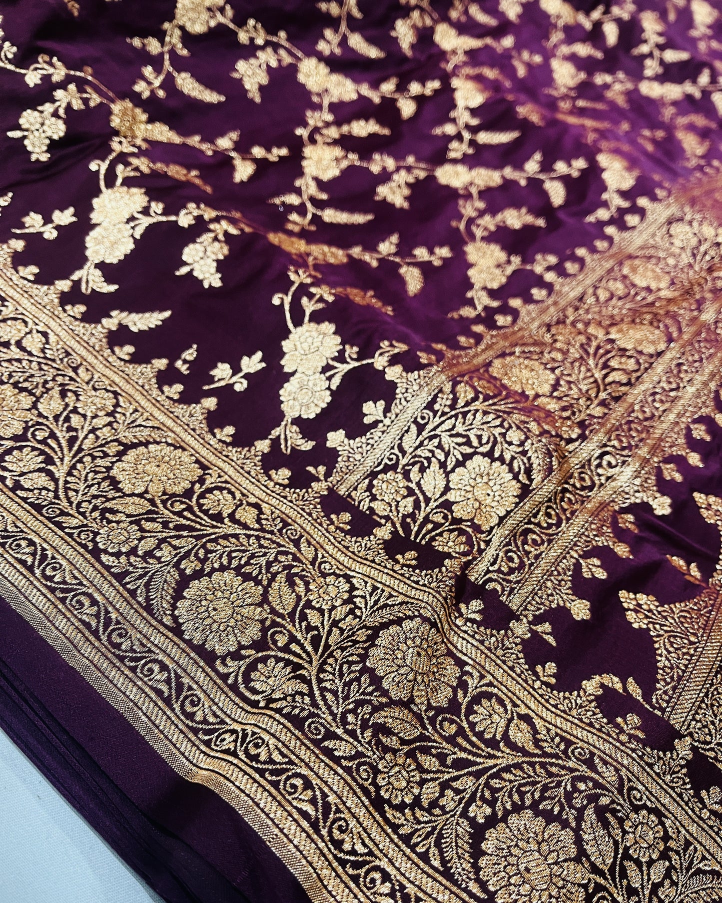 French Wine Dual Shade Mashru Silk Saree Showcases Subtle Jaal Weaving – MS14