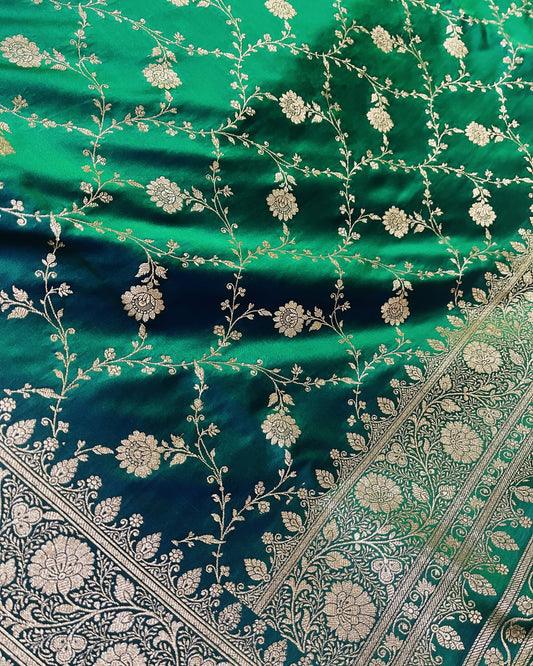 Forest Green Dual Shade Mashru Silk Saree Showcases Subtle Jaal Weaving – MS13
