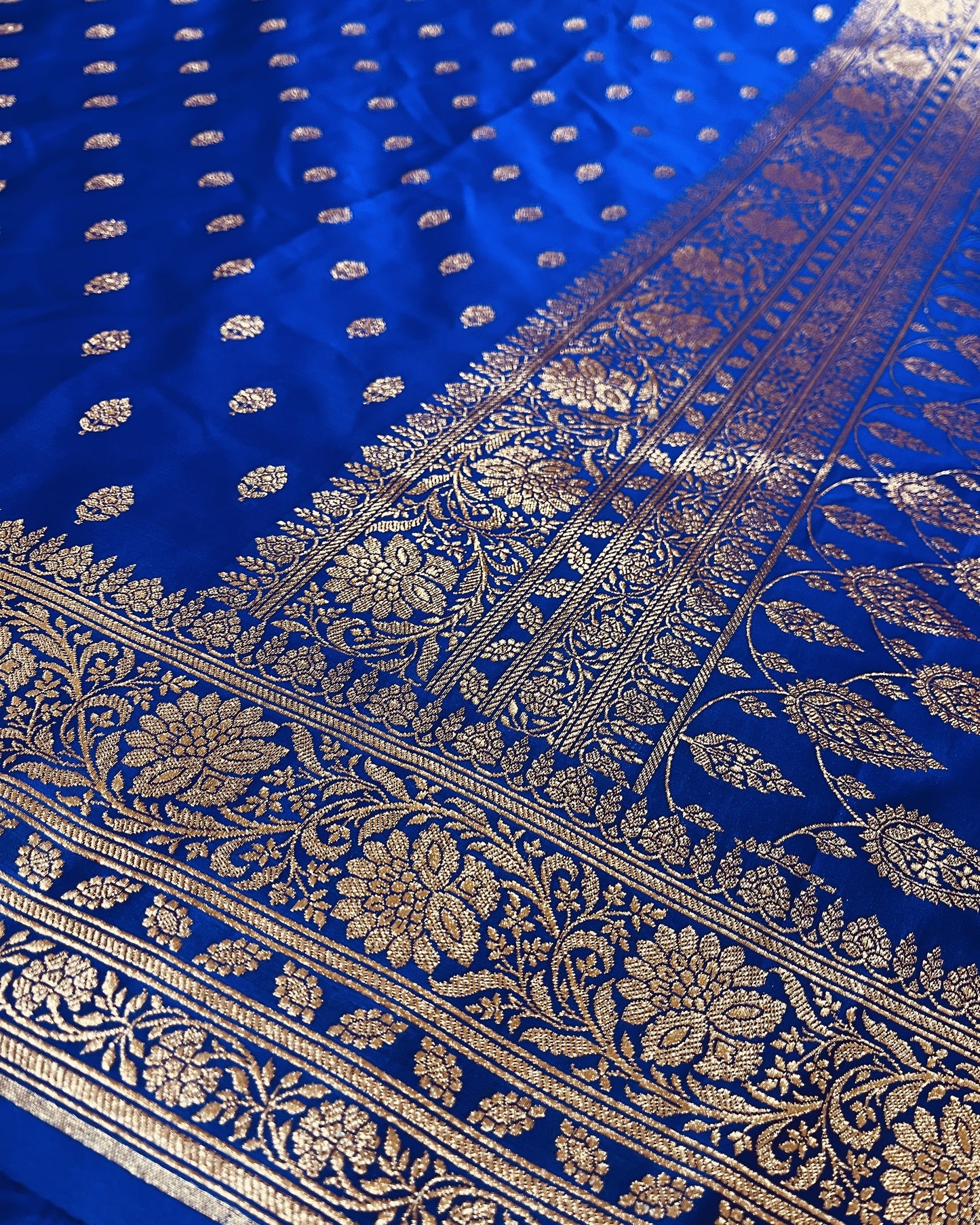 Space Blue Shade Mashru Silk Saree Showcases Subtle buti Weaving – MS18