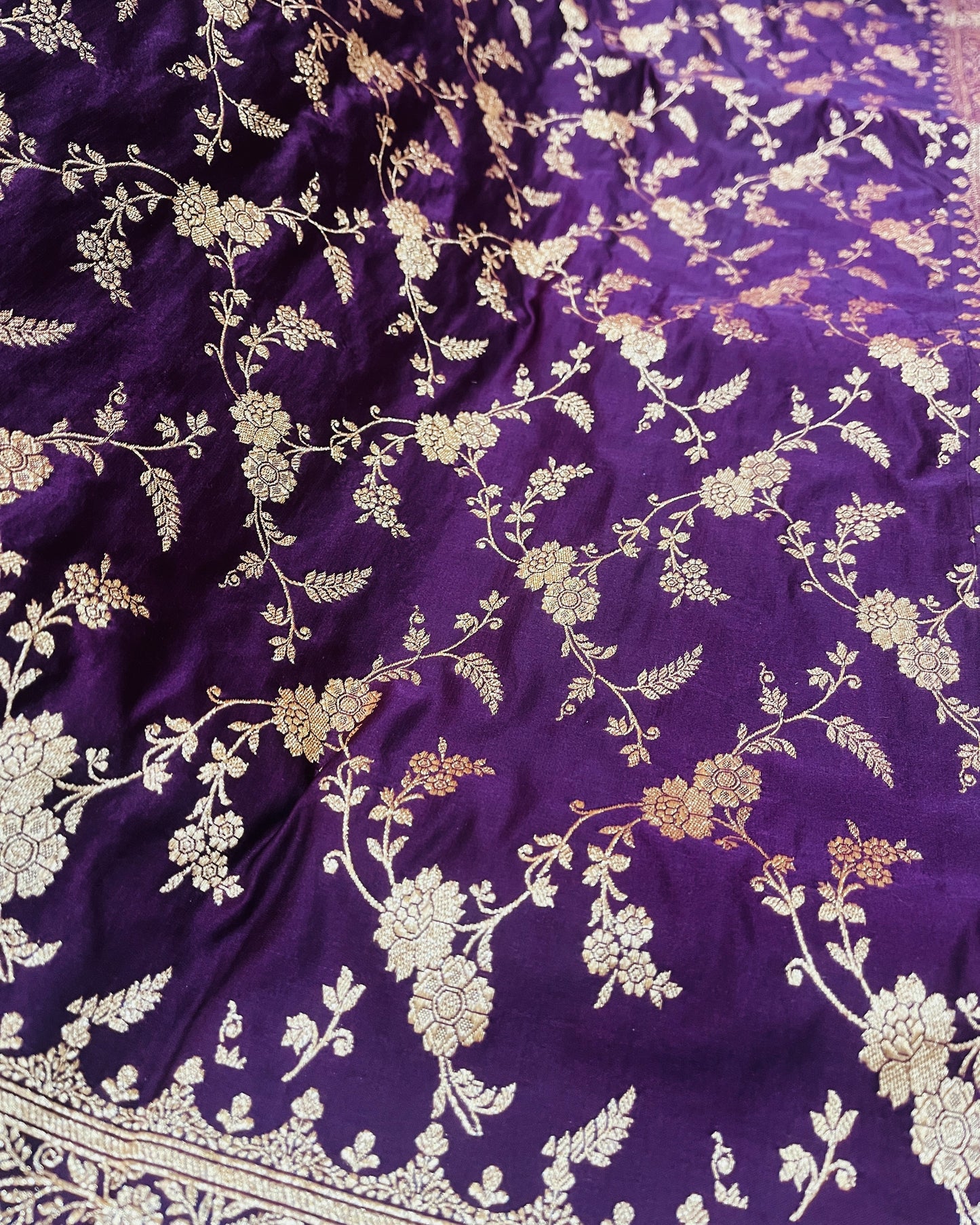 French Wine Dual Shade Mashru Silk Saree Showcases Subtle Jaal Weaving – MS14