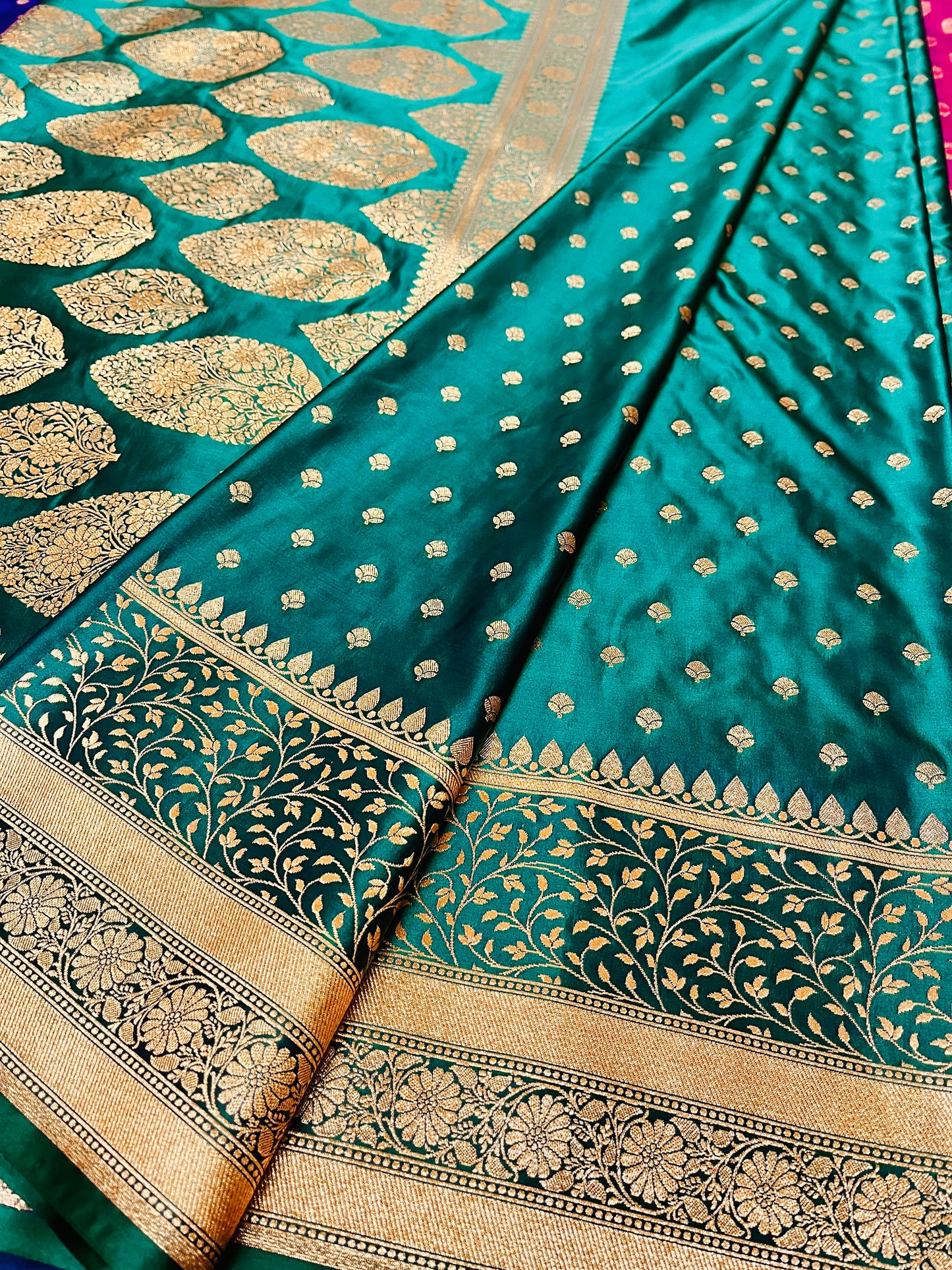 Sea Green Dual Shade Mashru Silk Saree Showcases Subtle buti Weaving – MS20