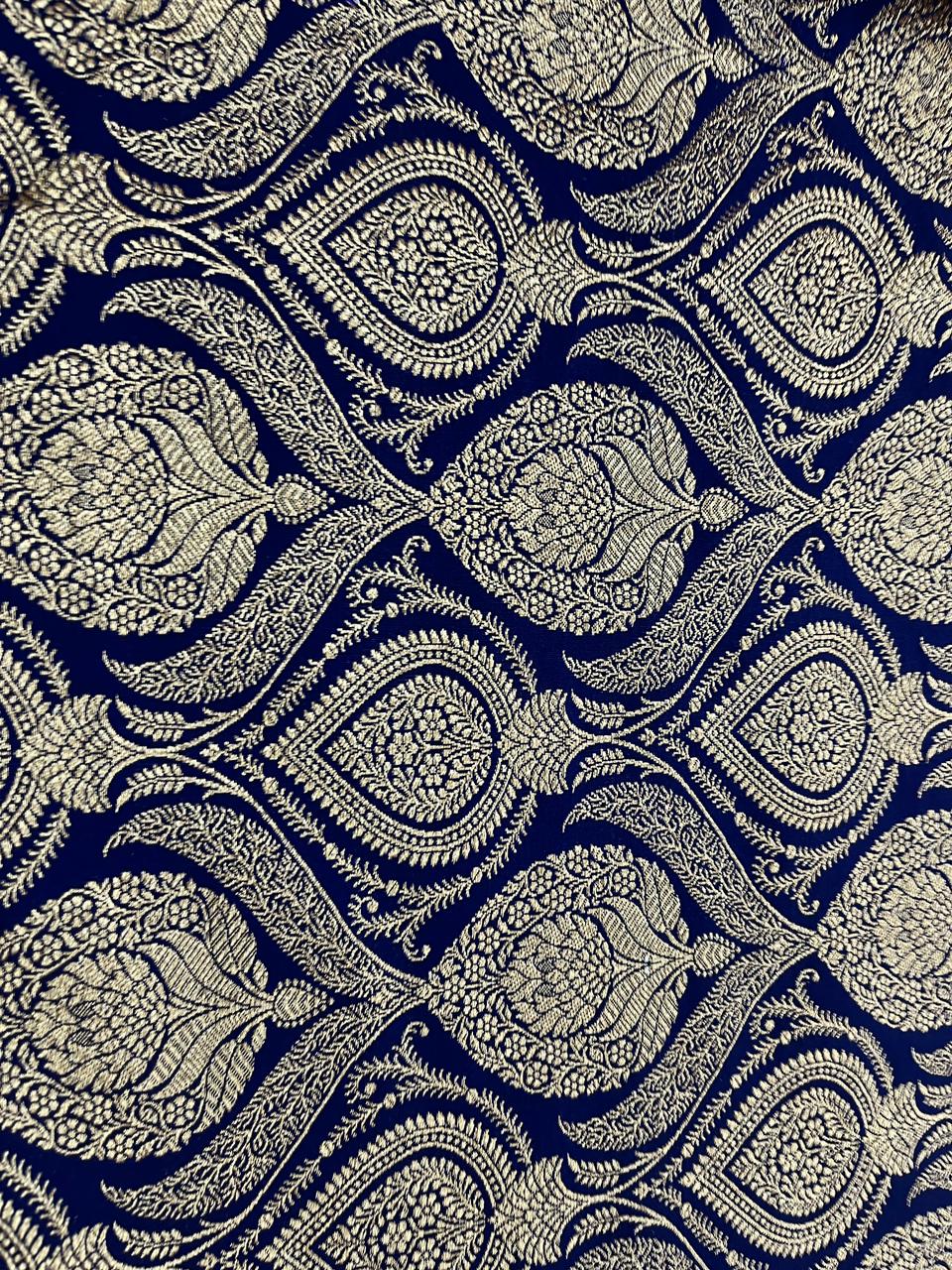 Navy Blue Mashru Silk Saree Showcases Subtle Booti Weaving – MS11