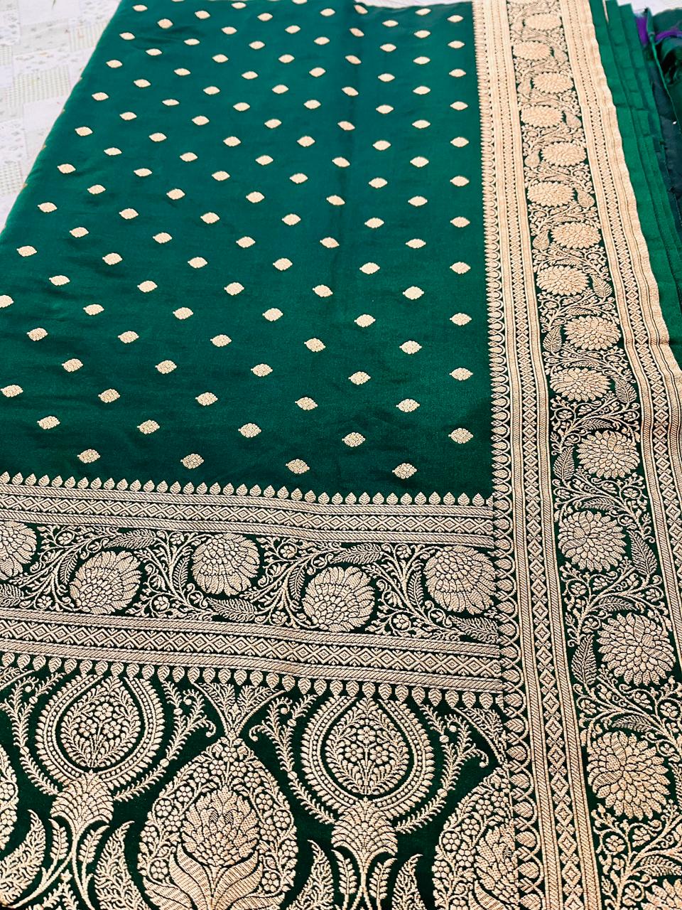 Forest Green Mashru Silk Banarasi Saree with Elegant Booti Design – MS01